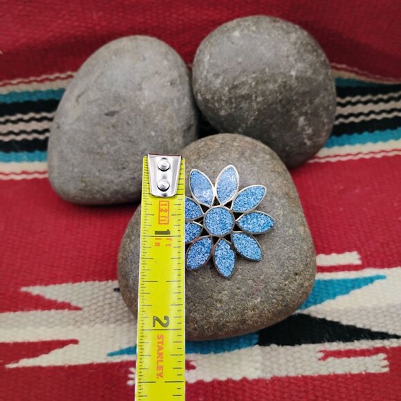 Vintage Mexico Alpaca Silver Crushed Inlay Turquoise Flower Brooch Pendant - Picture 3 of 6